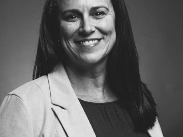 Nicole Albada Headshot